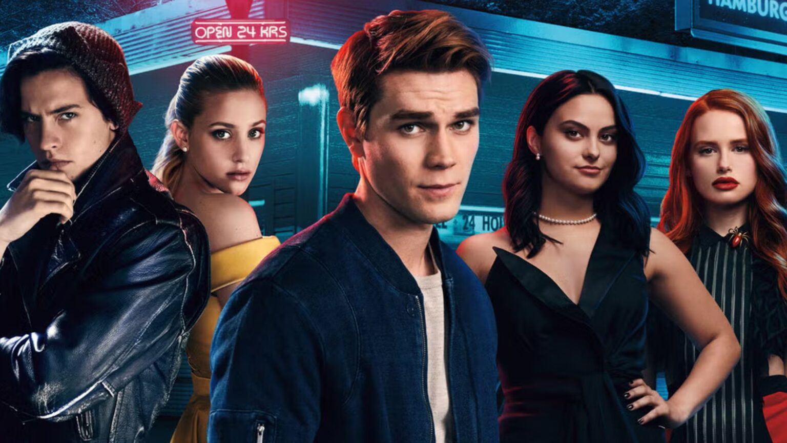 Riverdale volta aos holofotes após revelação inédita dos bastidores e fãs relembram final polêmico