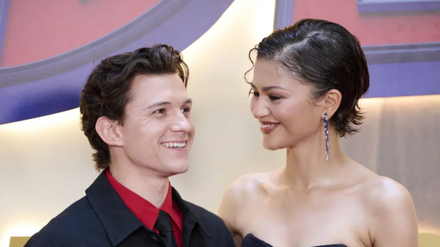 Tom Holland revela como Zendaya ajudou a salvar uma cena de Homem-Aranha que “não estava funcionando”
