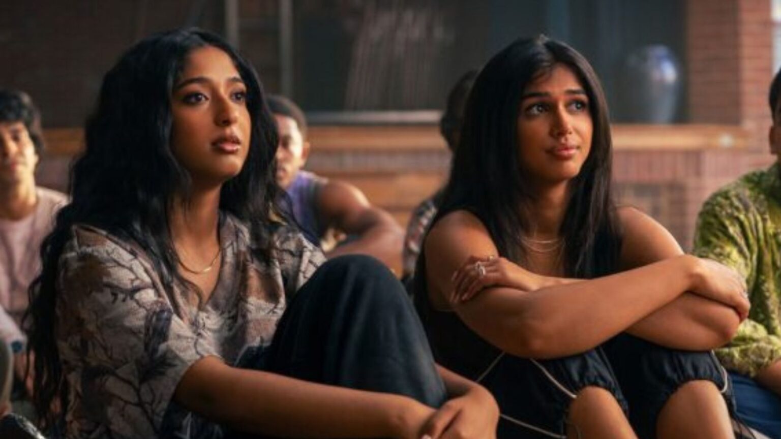 Netflix revela trailer de "Conforme a Música", nova comédia com Maitreyi Ramakrishnan